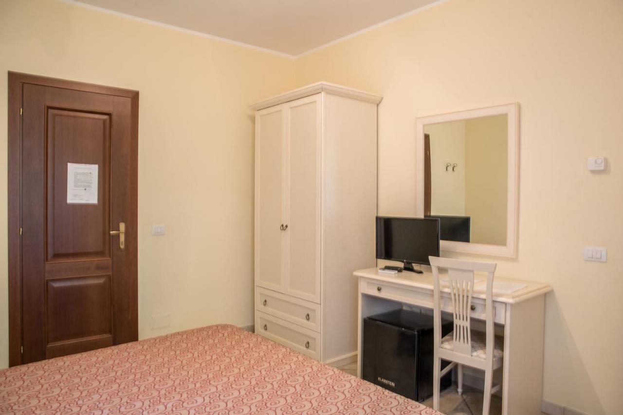 L'Infinito Bed and Breakfast Carbognano Buitenkant foto