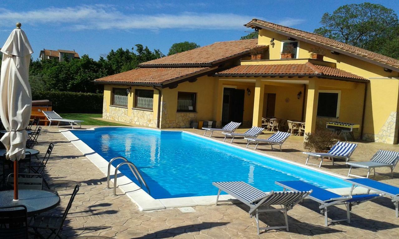 L'Infinito Bed and Breakfast Carbognano Buitenkant foto